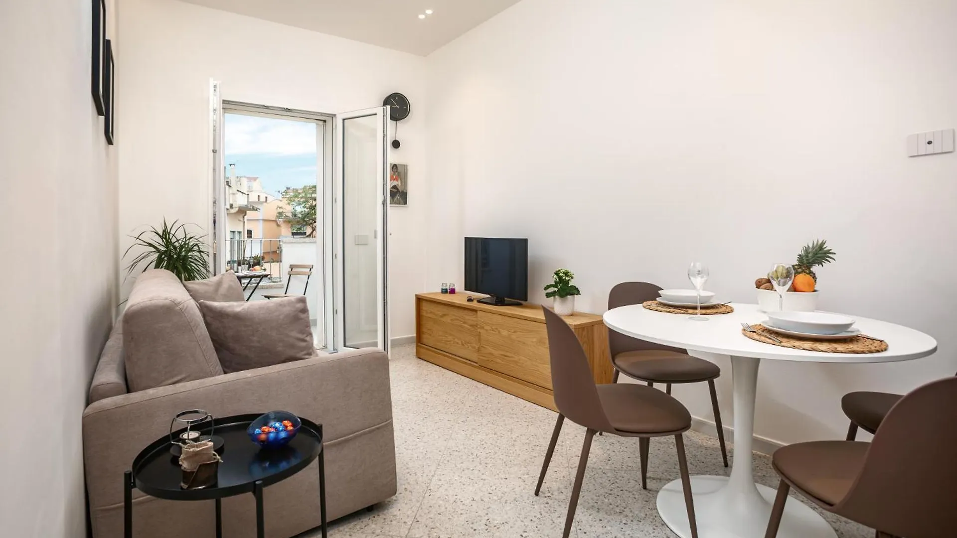 Madau'S House Apartments Olbia