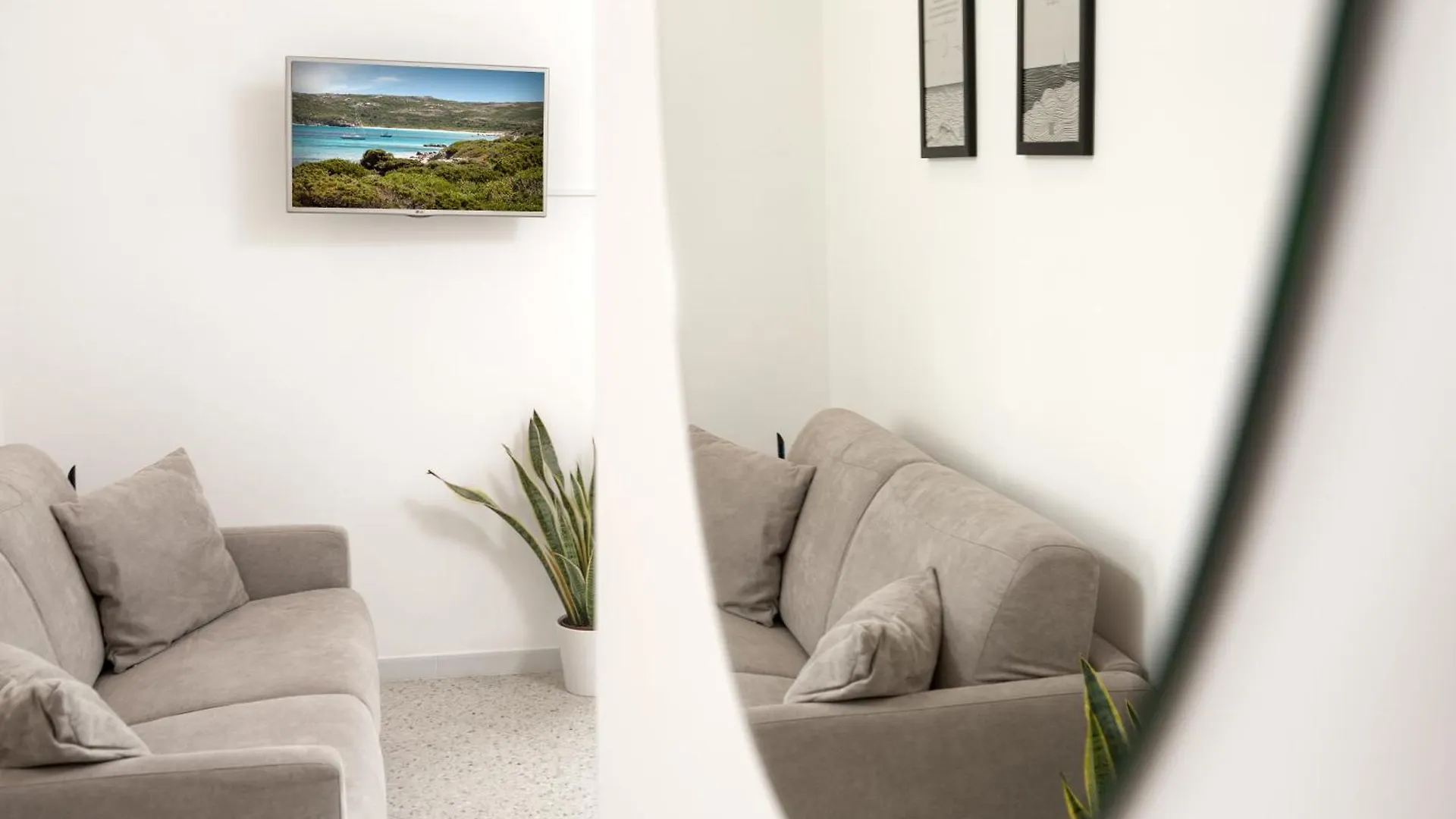 Madau'S House Apartments Olbia