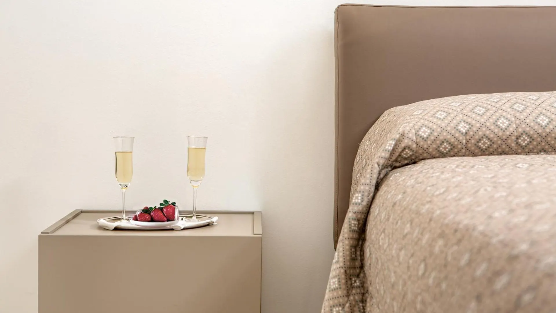 Madau'S House Apartments Olbia